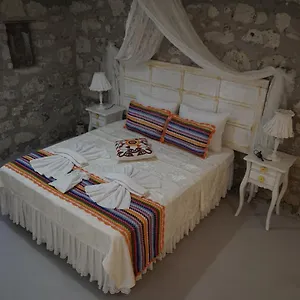  Otel Ayşece Butik